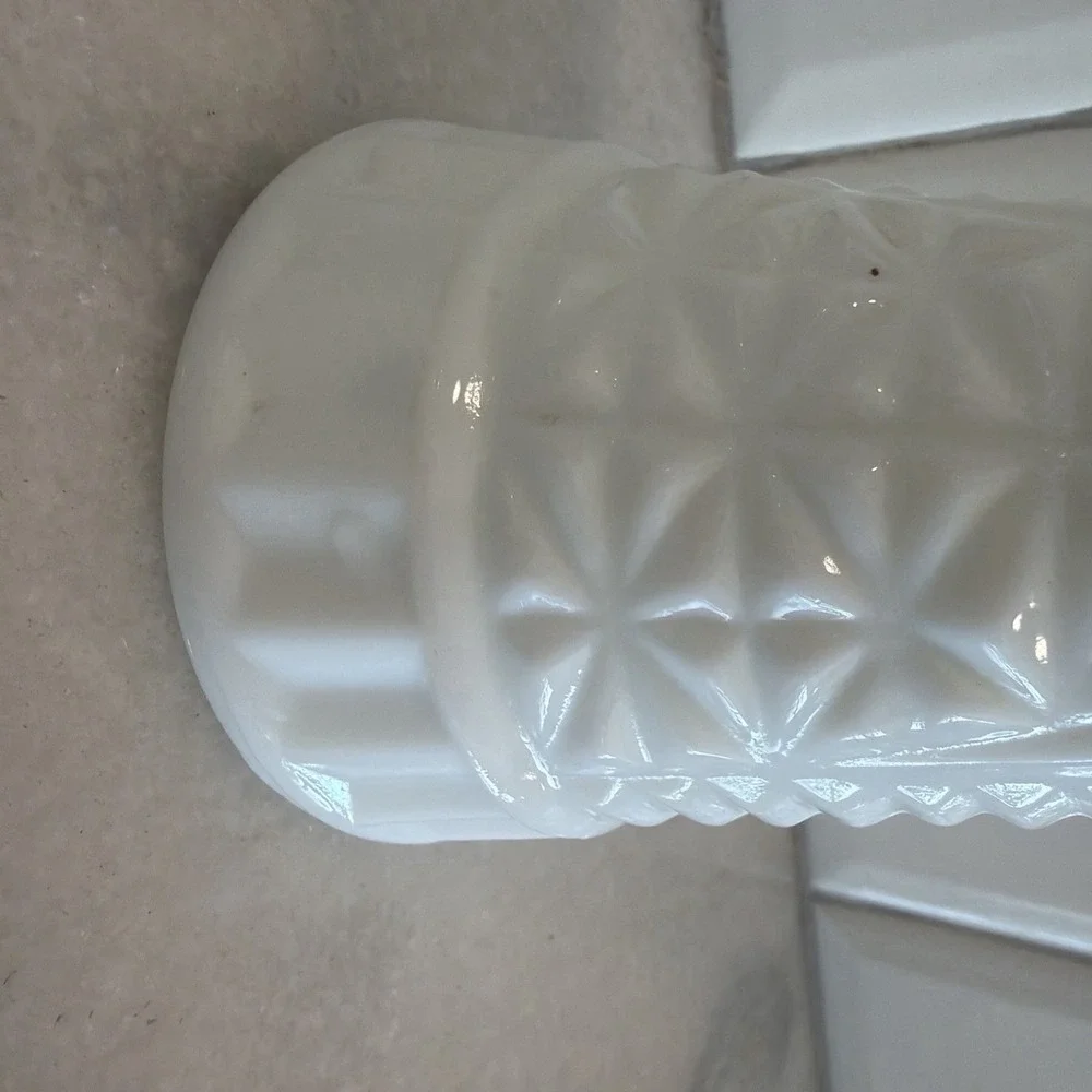 Vintage Heavy White Flower Vase -Stars and Bars 9 Inches Tall OLA001